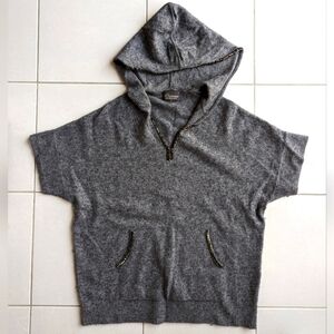 Gray shirt sleeve hooded wool and cashmere blend V neck sweater size Medium